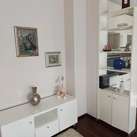 Cozy & Central, 5 Mins To Old Bridge *