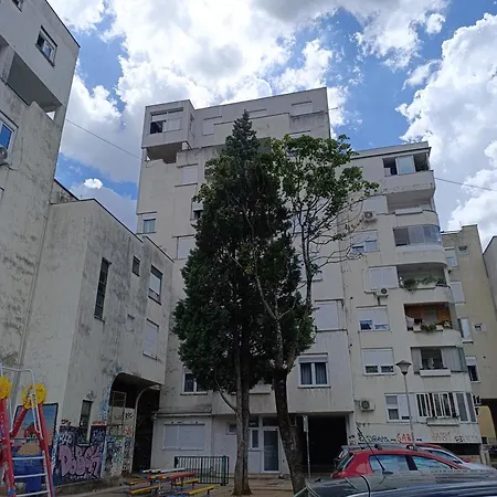 Apartment Cozy & Central, 5 Mins To Old Bridge Mostar